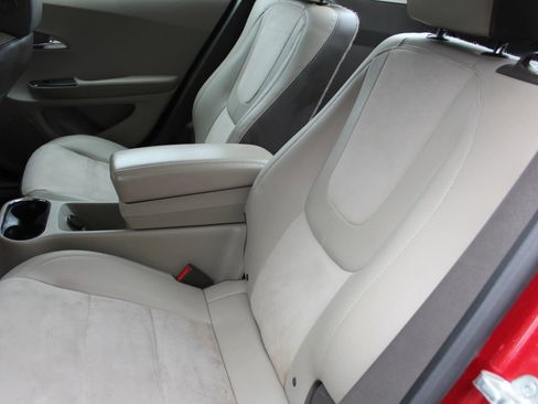 Used 2014 Chevrolet Volt Premium w/ Premium Trim Package image 13