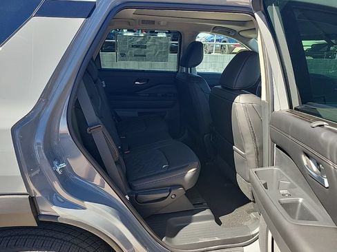 New 2026 Nissan Pathfinder Platinum w/ Cargo Package AWD/4WD image 15