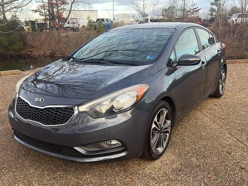 Used 2016 Kia Forte EX image 11