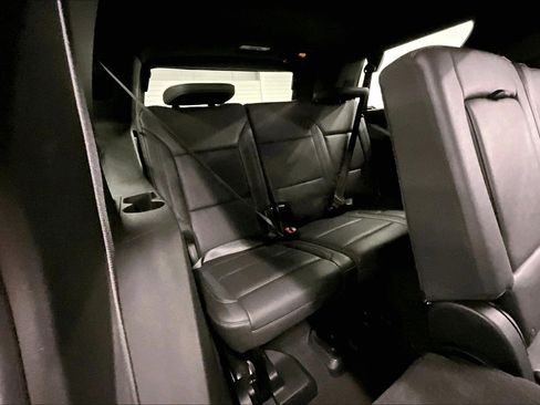 Used 2023 Chevrolet Tahoe LT AWD/4WD image 32