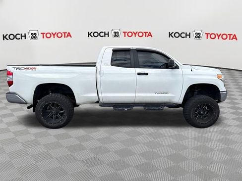 Used 2016 Toyota Tundra SR5 w/ TRD Off Road Package image 9