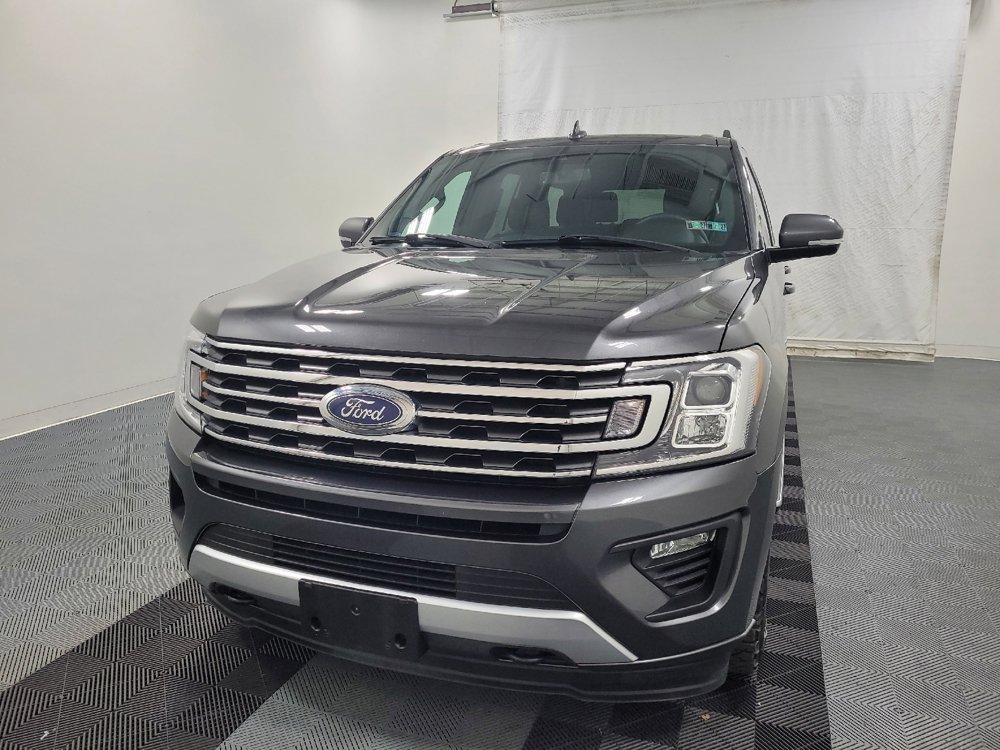Used 2020 Ford Expedition XLT w/ Equipment Group 202A AWD/4WD image 15