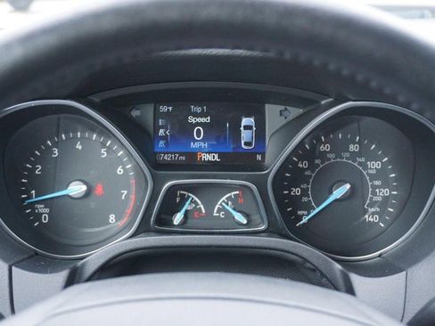 Used 2018 Ford Focus SE w/ Cold Weather Package image 35