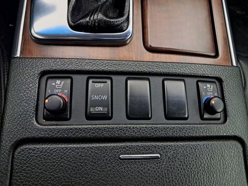 Used 2008 INFINITI M35 x w/ Technology Pkg image 19