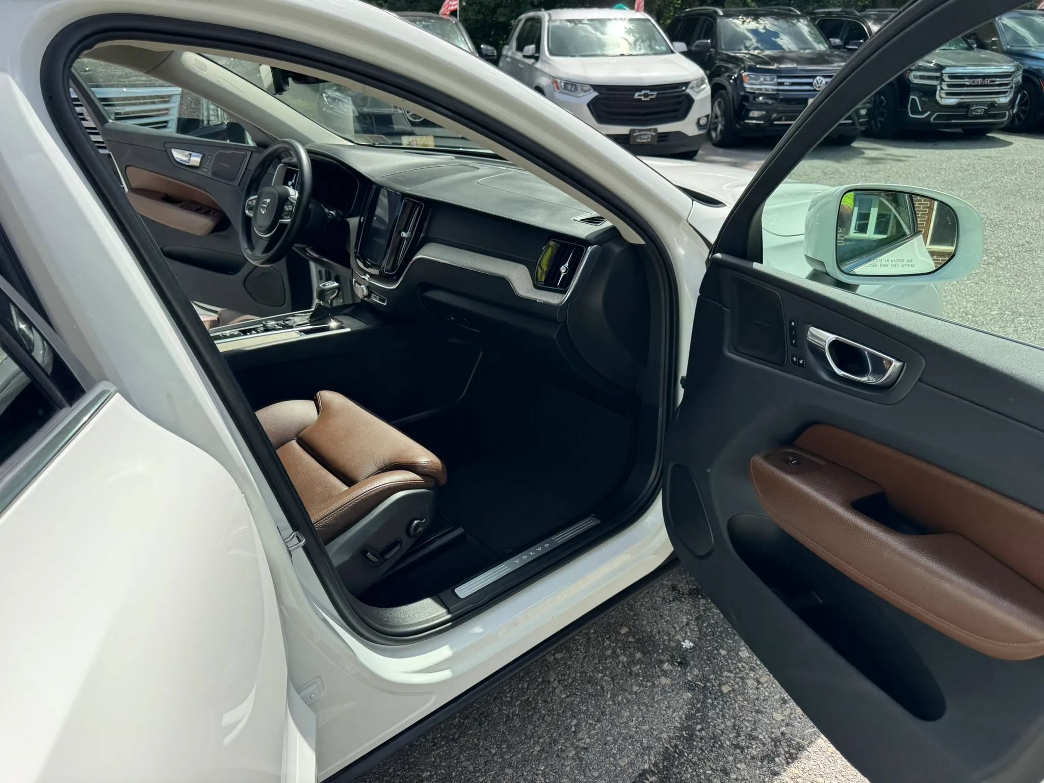 Used 2019 Volvo XC60 T5 Inscription AWD/4WD image 31