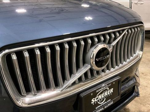 Certified 2023 Volvo XC90 B6 Ultimate w/ Protection Package Premier image 32