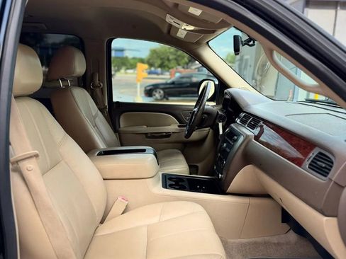 Used 2012 GMC Yukon SLT w/ SLT-2 Equipment Package RWD image 27