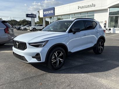 New 2026 Volvo XC40 B4 Core w/ Protection Package