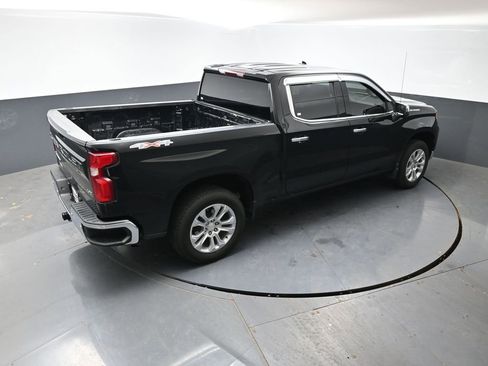 Used 2023 Chevrolet Silverado 1500 LTZ AWD/4WD image 14