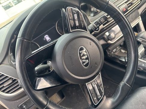 Used 2021 Kia Seltos SX w/ SX Sunroof Package image 15