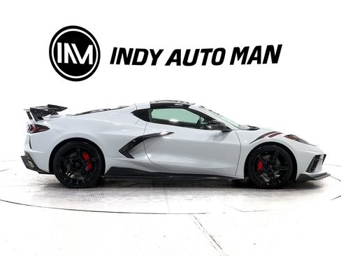 Used 2022 Chevrolet Corvette Stingray Preferred Cpe w/ Battery Protection Package RWD image 3