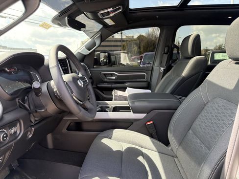 Used 2025 RAM 1500 Big Horn image 17