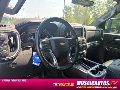 Used 2022 Chevrolet Silverado 2500 LTZ w/ LTZ Convenience Package AWD/4WD image 8