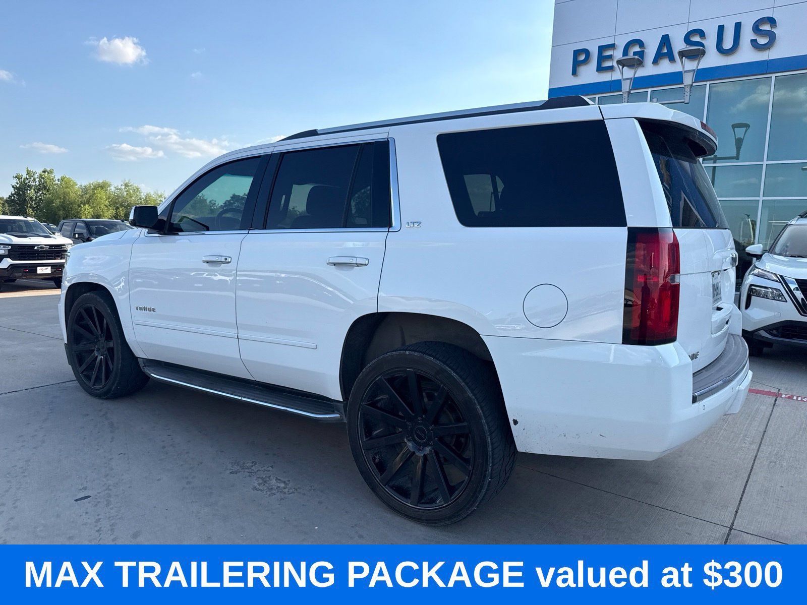 Used 2015 Chevrolet Tahoe LTZ RWD image 3