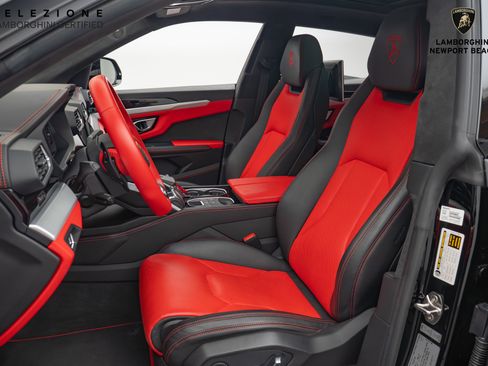 Used 2019 Lamborghini Urus image 21