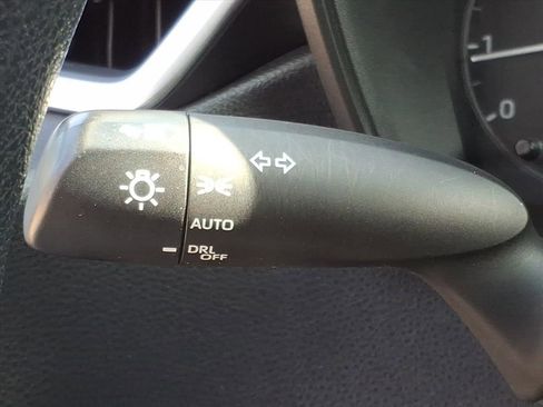 Used 2024 Toyota Corolla LE image 27