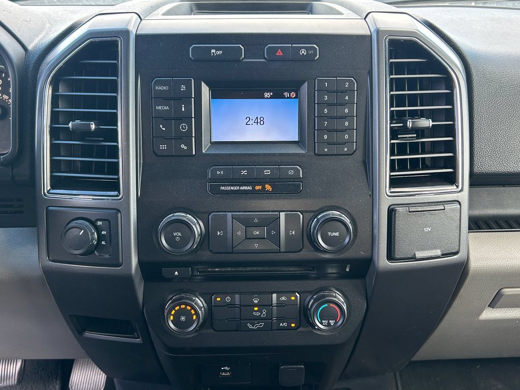 Used 2018 Ford F150 XLT AWD/4WD image 14