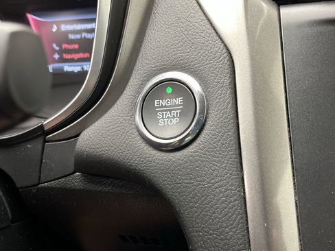 Used 2019 Ford Fusion SE image 21