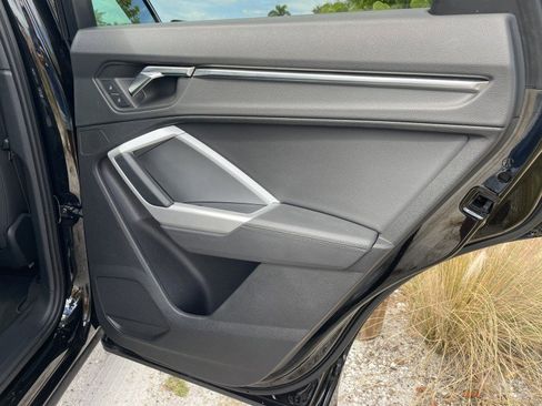 Used 2021 Audi Q3 2.0T Premium image 25