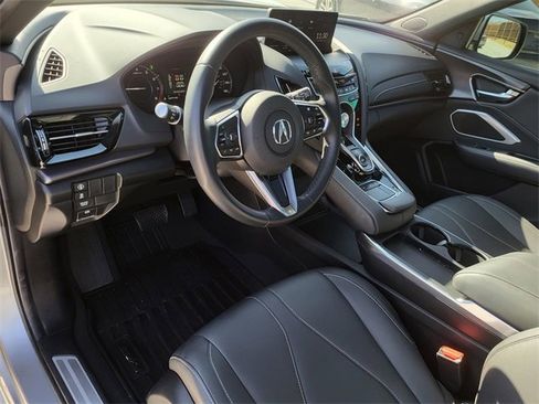 Used 2025 Acura RDX Base image 18