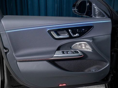 New 2026 Mercedes-Benz E 450 4MATIC Sedan image 12