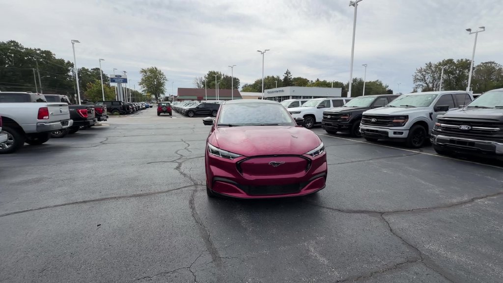 Used 2025 Ford Mustang Mach-E Premium AWD/4WD image 49