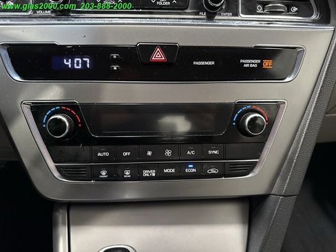 Used 2016 Hyundai Sonata SE image 29