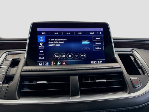 Used 2021 Chevrolet Suburban LT image 10