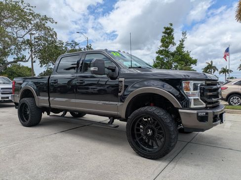 Used 2022 Ford F350 King Ranch w/ Tremor Off-Road Package AWD/4WD image 2