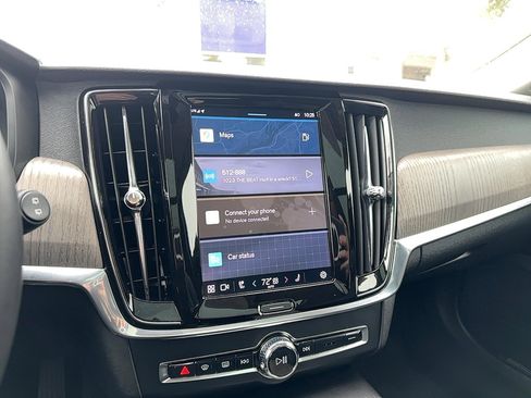 Certified 2023 Volvo V90 B6 Cross Country Plus image 22