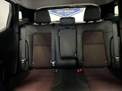 Used 2025 Nissan Kicks SR w/ SR Premium Package AWD/4WD image 23