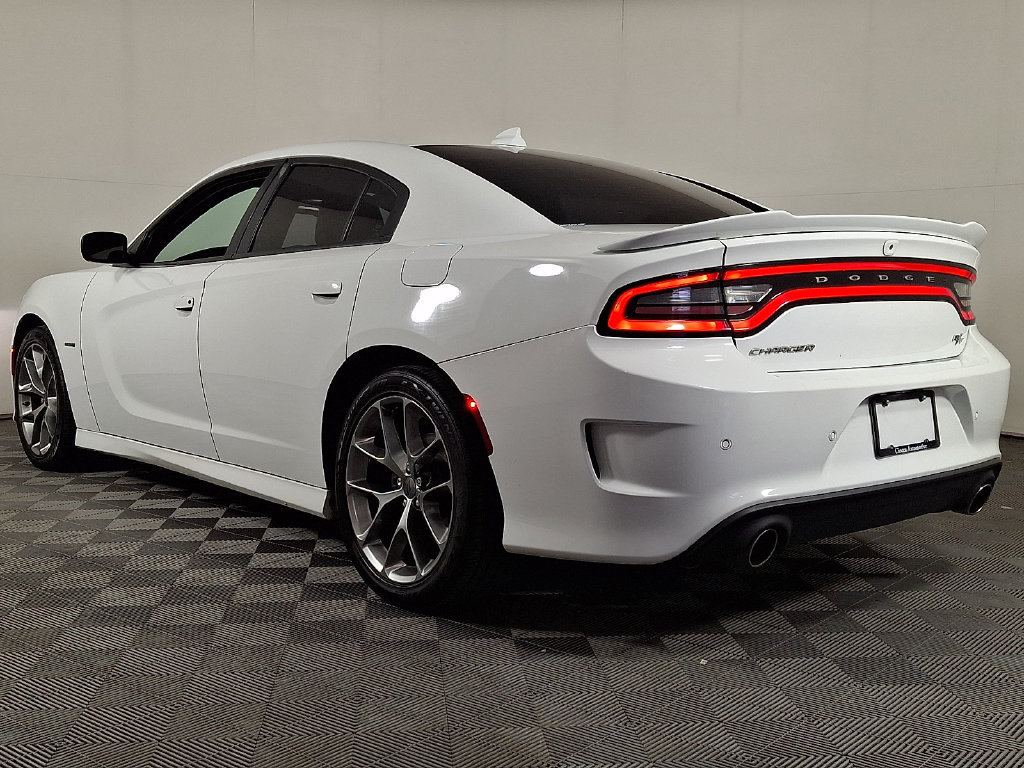 Used 2019 Dodge Charger R/T w/ Plus Group RWD image 7