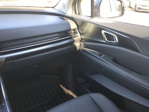 New 2026 Kia Carnival SX image 16