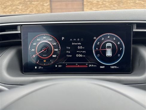 Used 2024 Hyundai Tucson SE image 11