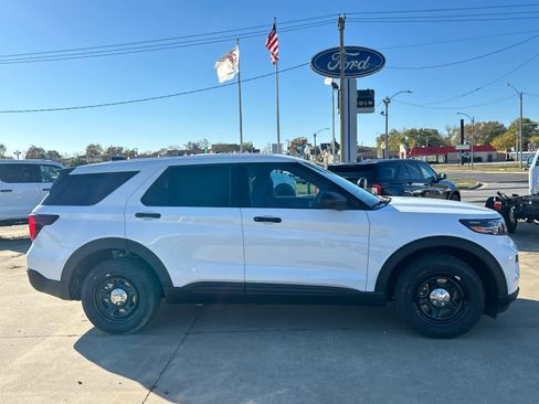 New 2026 Ford Explorer w/ Ready For The Road Package image 4