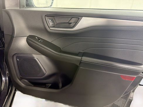 Used 2024 Ford Escape Active FWD image 31