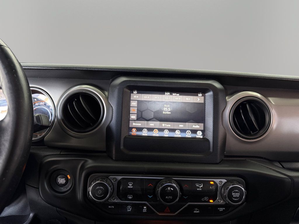 Used 2021 Jeep Gladiator Sport AWD/4WD image 24