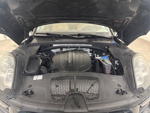 Used 2017 Porsche Macan AWD/4WD image 20