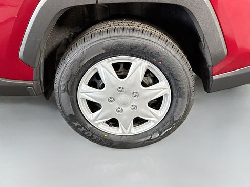 Used 2024 Toyota RAV4 LE FWD image 36