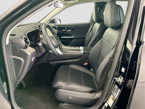 Certified 2026 Mercedes-Benz GLC 300 4MATIC image 17