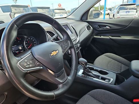 Used 2024 Chevrolet Equinox LT FWD image 10