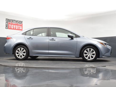 Used 2023 Toyota Corolla LE image 27
