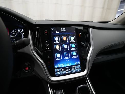 Used 2025 Subaru Outback Premium w/ Popular Package #1A image 7