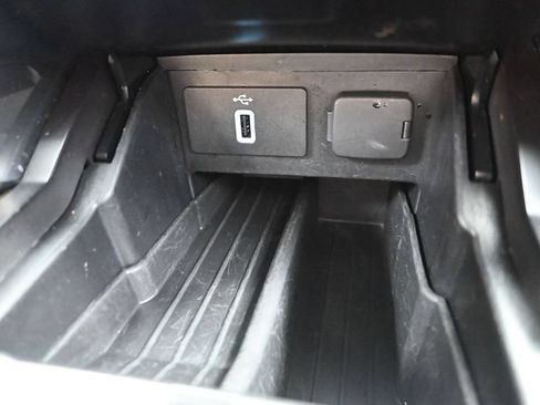 Used 2019 Ford Explorer Platinum AWD/4WD image 21