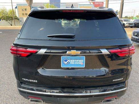 Used 2023 Chevrolet Traverse Premier image 5