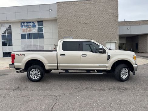 Used 2017 Ford F250 XLT image 5
