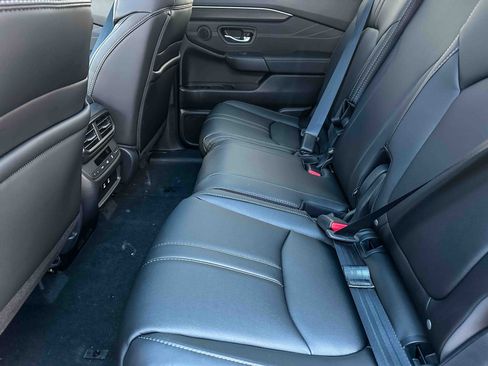 New 2026 Honda Pilot Touring image 16