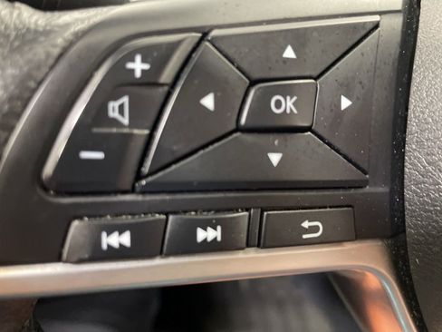 Used 2019 Nissan Rogue SL w/ Premium Package AWD/4WD image 25