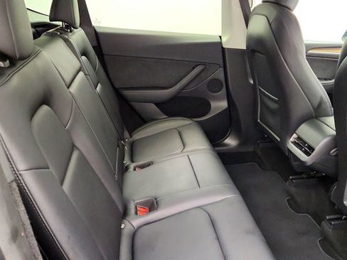 Used 2023 Tesla Model Y Long Range AWD/4WD image 28