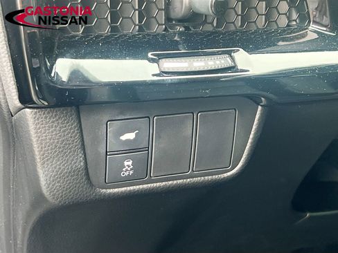 Used 2024 Honda CR-V EX-L image 13